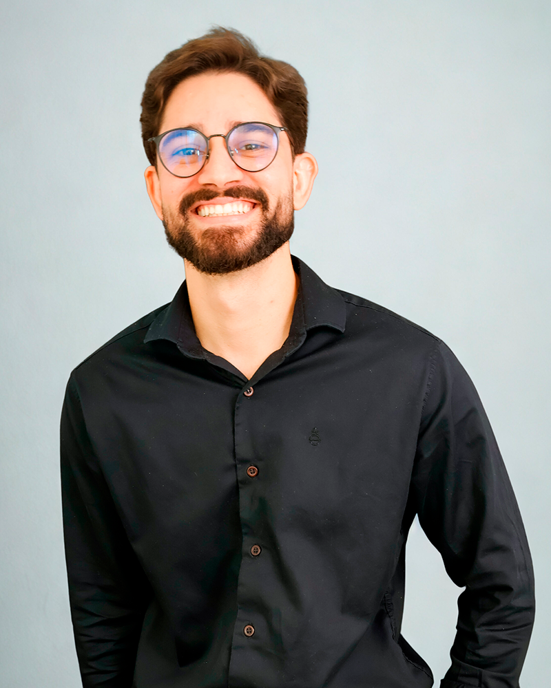 Dr. Daniel Sales - Lentes de Porcelana